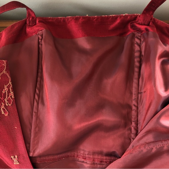 French Silk Formal Dress - Picture 8 of 9